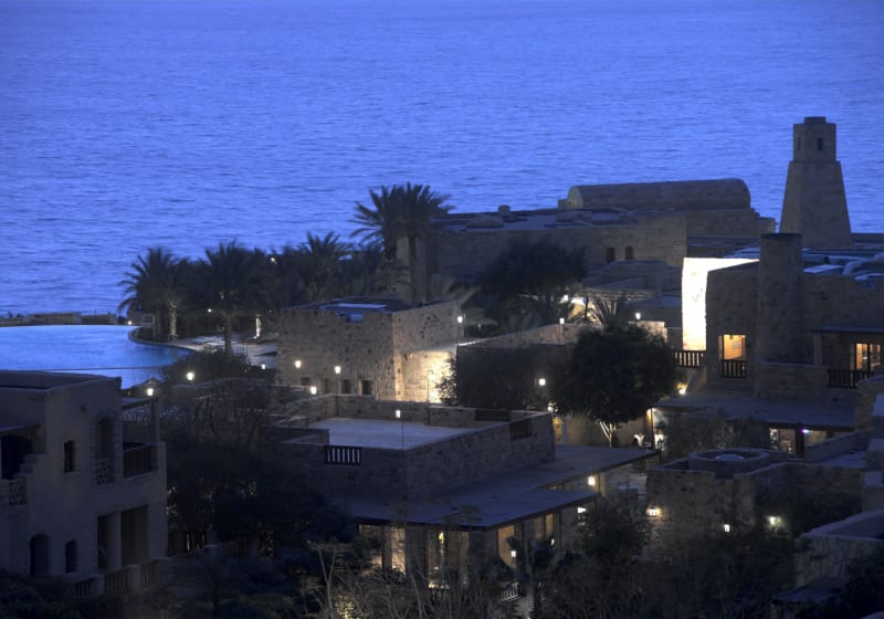 Mövenpick Resort & Spa Dead Sea — 1