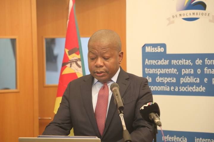 empresas-soam-alarme-sobre-carga-fiscal-e-efeitos-nos-investimentos