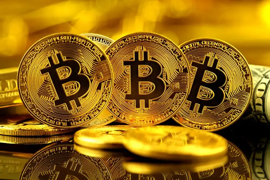 bitcoin-e-criptomoedas-enfrentam-volatilidade-e-possivel-queda-anual-em-2025