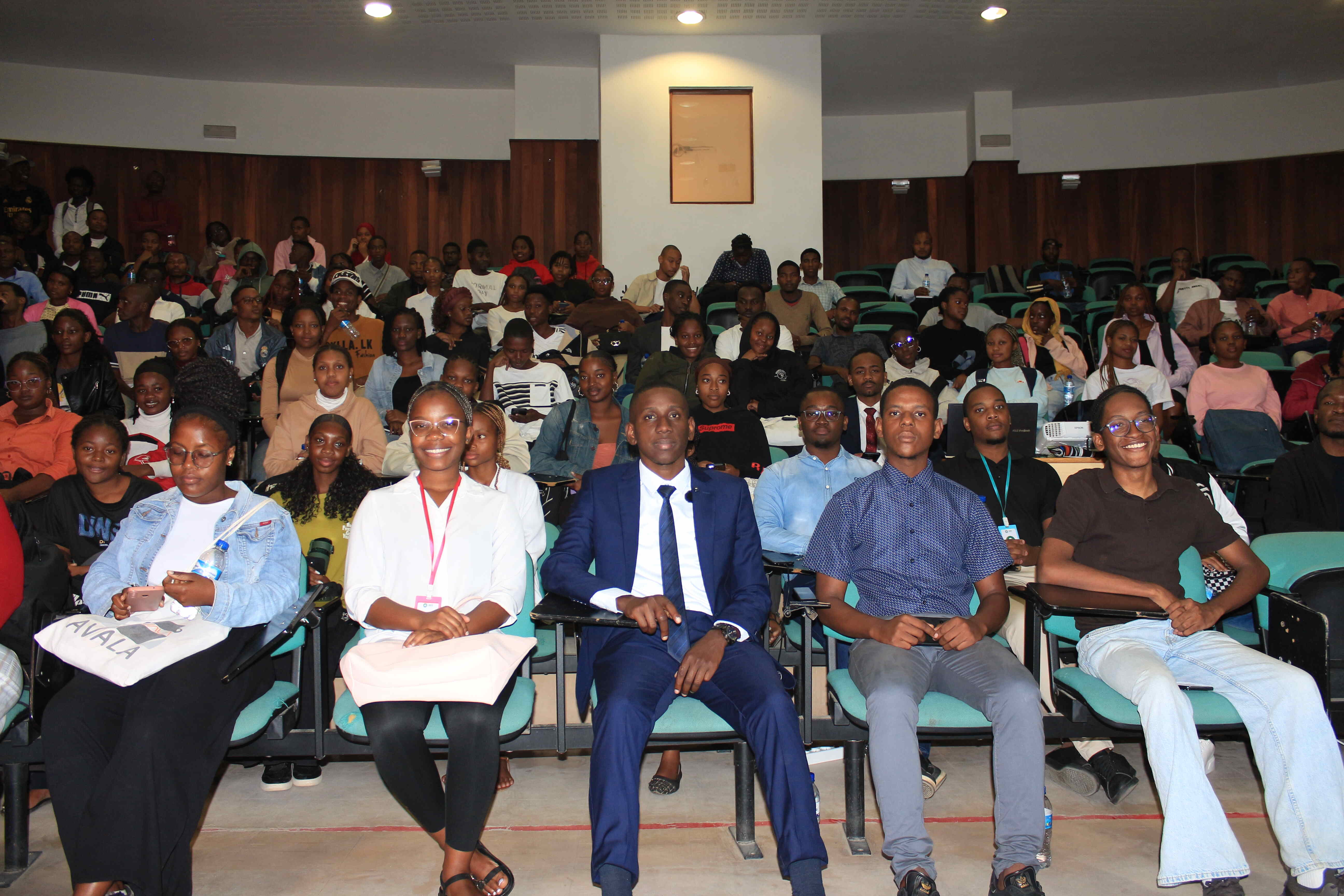 EDUC INVEST promove workshop sobre investimento na Bolsa para mais de 100 estudantes da Faculdade de Economia