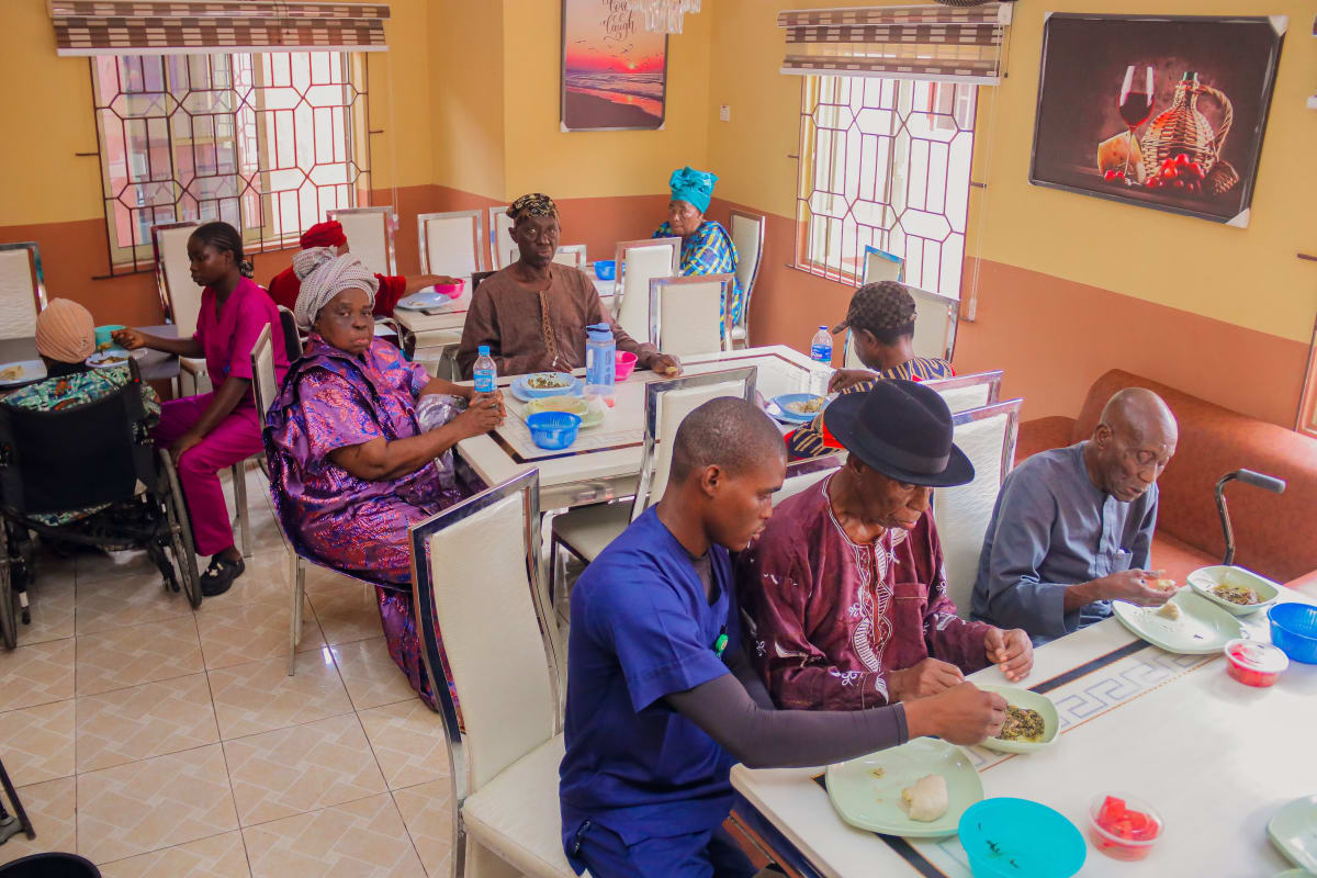 dining space rockgarden homes