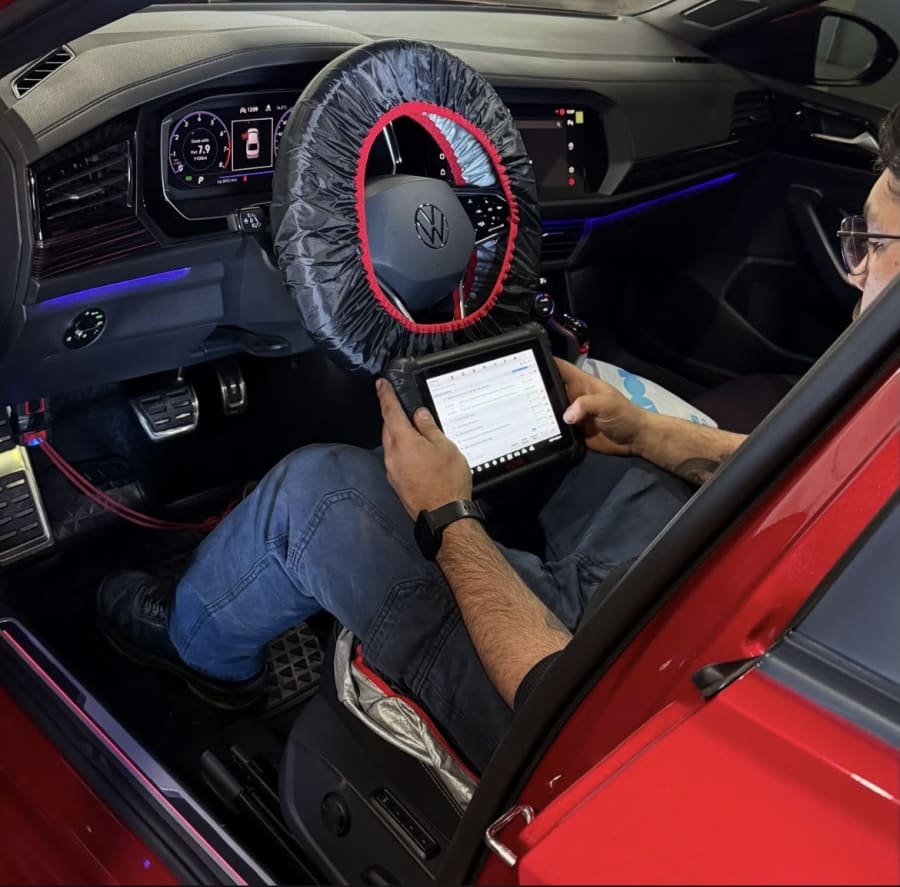 Diagnóstico computarizado con escáner automotriz