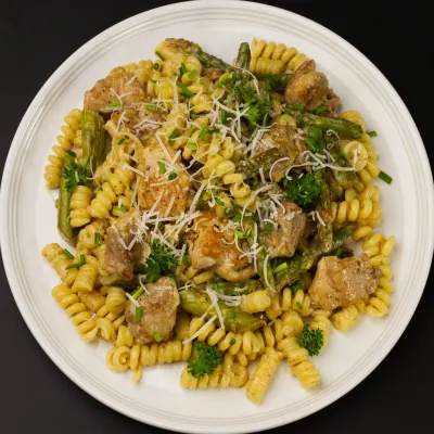 Creamy Lemon Chicken Asparagus Pasta Topdown