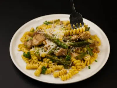 Creamy Lemon Chicken Asparagus Pasta Action