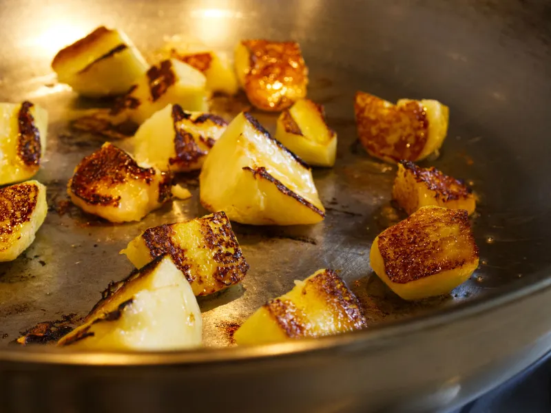 Cajun Chicken Skewers with Grilled Peach Salsa Instruction 2