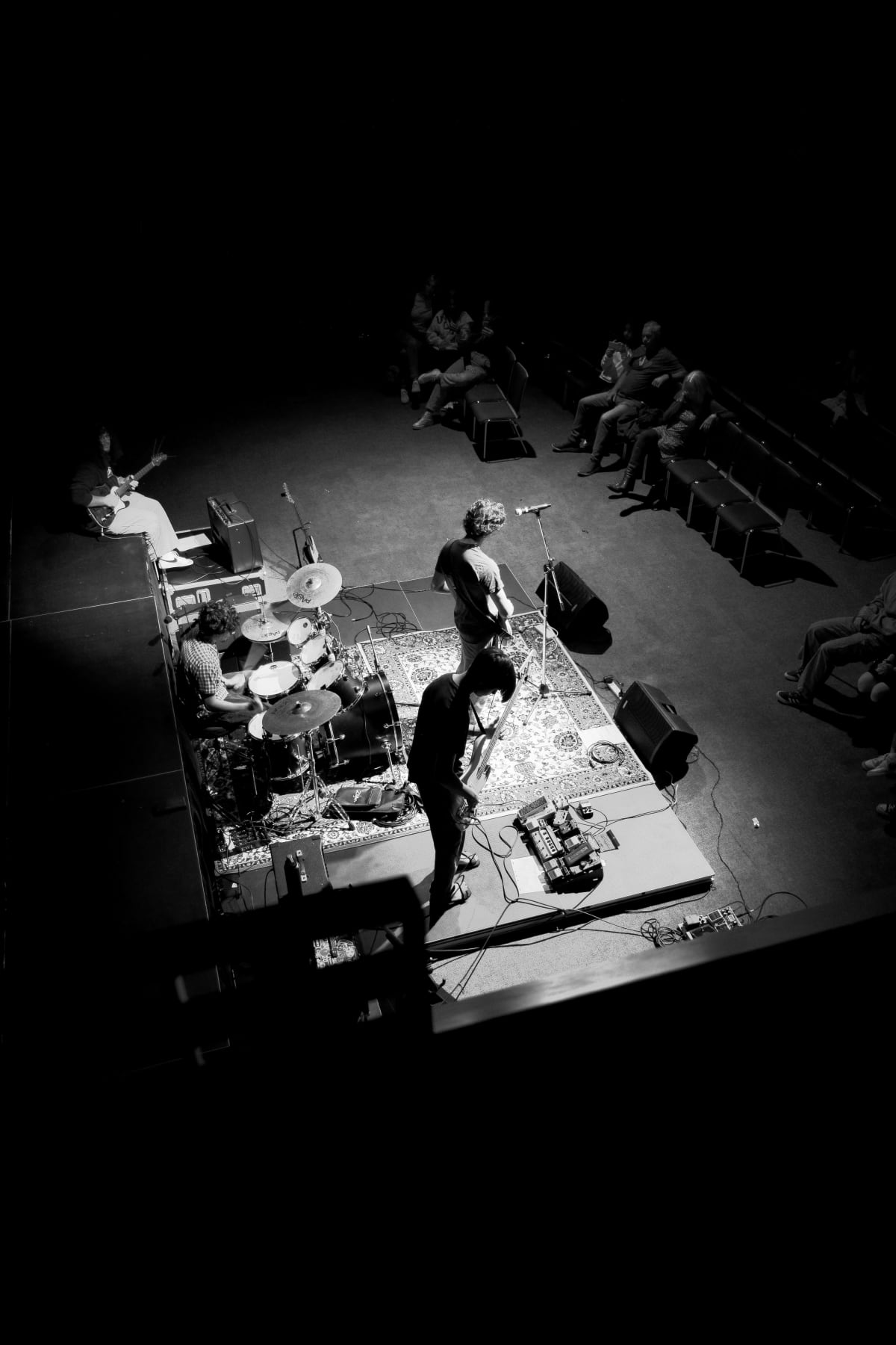 P1031886bw_h1vkxz