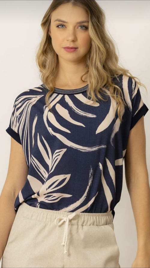Blusa Estampa Digital Paloma