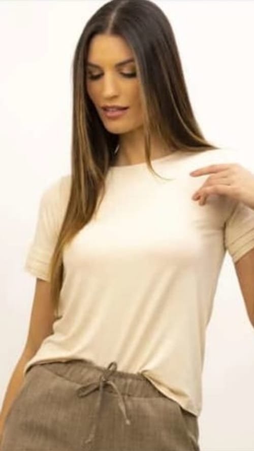 blusa basica paloma