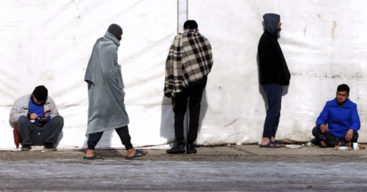 Zastupnici u Skupštini KS traže da se hitno zatvori migrantski kamp Blažuj