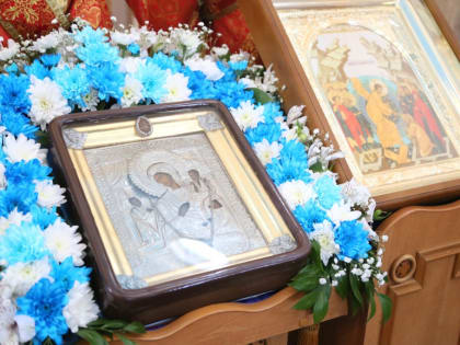 Престольный праздник храма иконы Божией Матери «Нечаянная Радость» возглавил митрополит Феодор