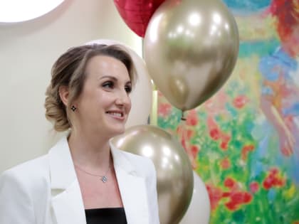 Ректор ВолгГМУ поздравил коллектив Детской клинической поликлиники №31 с 30-летием со дня основания