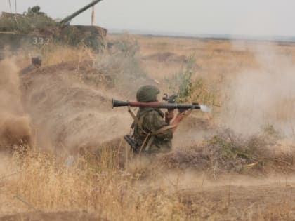 Под Волгоградом гранатометчики совершенствовались в стрельбе