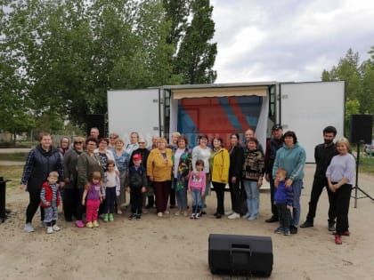 Жирновчане дружно отпраздновали Международный день Соседей