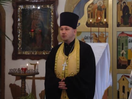 Осужденные ИК-26 получили благословение священника на Петровский пост