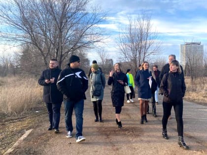 В Волжском проекты благоустройства корректируются в ходе выездных совещаний с общественностью