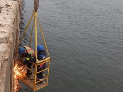 В Ворошиловском районе Волгограда стартовал ремонт берегоукрепительных сооружений