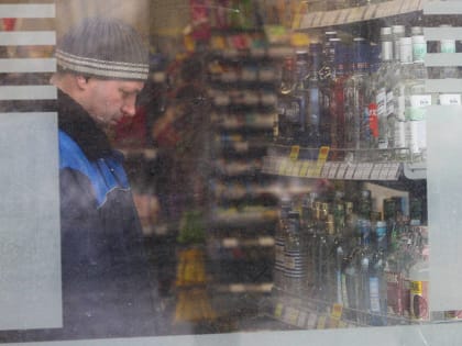 В Волгограде с начала года подорожали водка, огурцы и лук