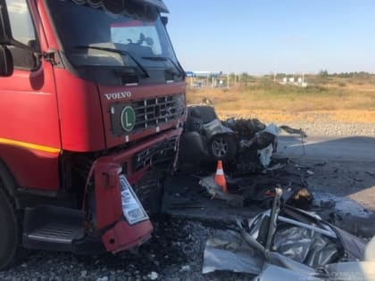 В лобовом ДТП в Волгоградской области погибли три человека