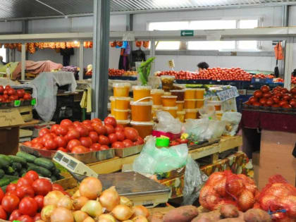 В январе в Волгоградской области изменились цены на овощи и яблоки