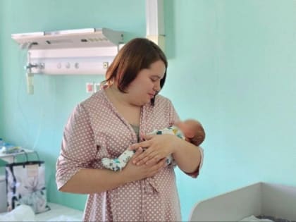 Волгоградские врачи спасли недоношенную девочку, родившуюся на 26-ой неделе