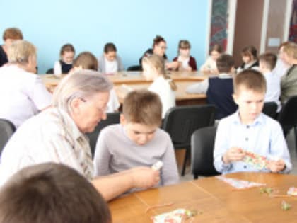 6 апреля в ГДК для школьников прошла беседа для школьников "Вербное воскресенье".