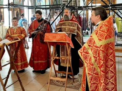 Соборный молебен  к 800-летию Александра Невского прошел в Александровском благочинии