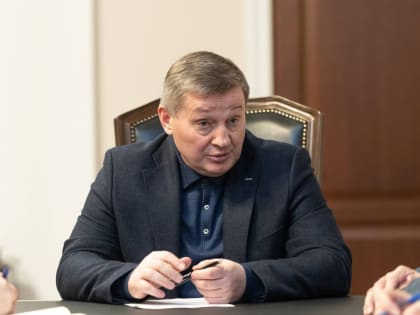 Глава региона Андрей Бочаров ночью провёл совещание с профильными заместителями