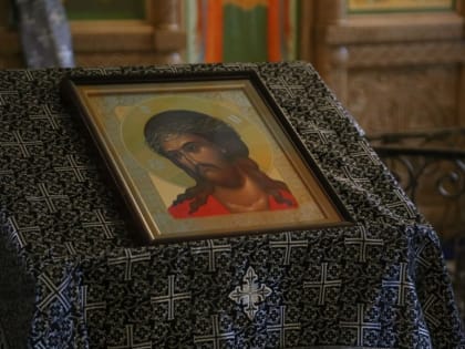 Митрополит Феодор совершил чтение второй части Великого канона Андрея Критского