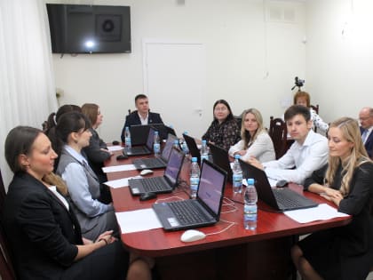 В Волгоградской области состоялось заседание квалификационной комиссии по приему экзамена у лица, прошедшего стажировку и желающего заниматься нотариальной деятельностью