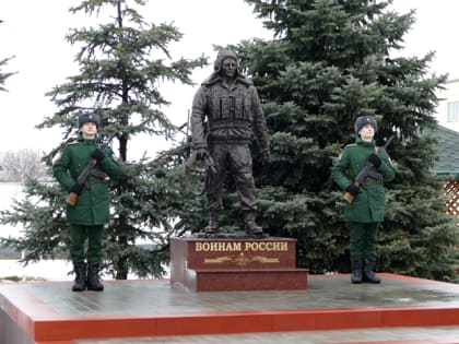 «СПЛАВ НАУКИ И ОТВАГИ – ИНЖЕНЕРНЫЕ ВОЙСКА». ПРЕДСЕДАТЕЛЬ ГОРДУМЫ СЕРГЕЙ АКСЕНОВ И ДЕПУТАТЫ ПОЗДРАВИЛИ ЛИЧНЫЙ СОСТАВ ВОЙСКОВОЙ ЧАСТИ НА ЗЕЛЕНОМ С ПРОФЕССИОНАЛЬНЫМ ПРАЗДНИКОМ