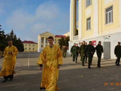 Божественная Литургия в храме Архангела Михаила в воинской части города Камышина