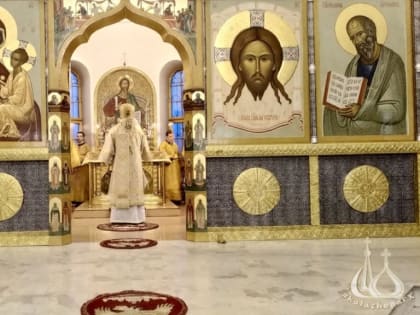 В канун Дня памяти апостола и евангелиста Иоанна Богослова в Соборе Волжского прошло вечернее богослужение