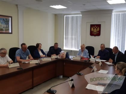 В Волжском скроют от общества данные о доходах волжских депутатов и чиновников