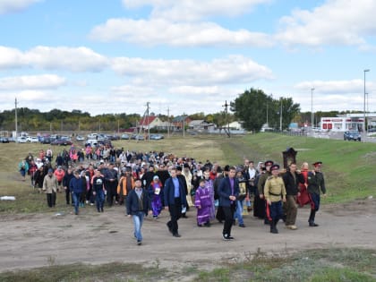 В крестный ход с иконой