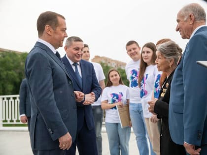 Дмитрий Медведев провел рабочую поездку в Волгоградскую область