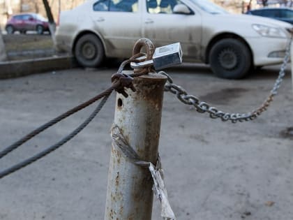 В Волжском демонтируют незаконные ограждения