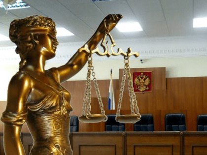 В Волгограде двоих мужчин осудили за мошенничество с квартирой