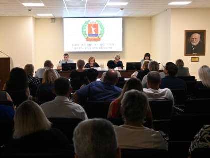 Медицинские работники Волгоградской области обсудили стратегию борьбы с ВИЧ
