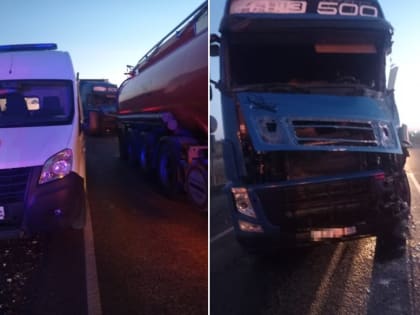 У Камышина столкнулись два многотонника