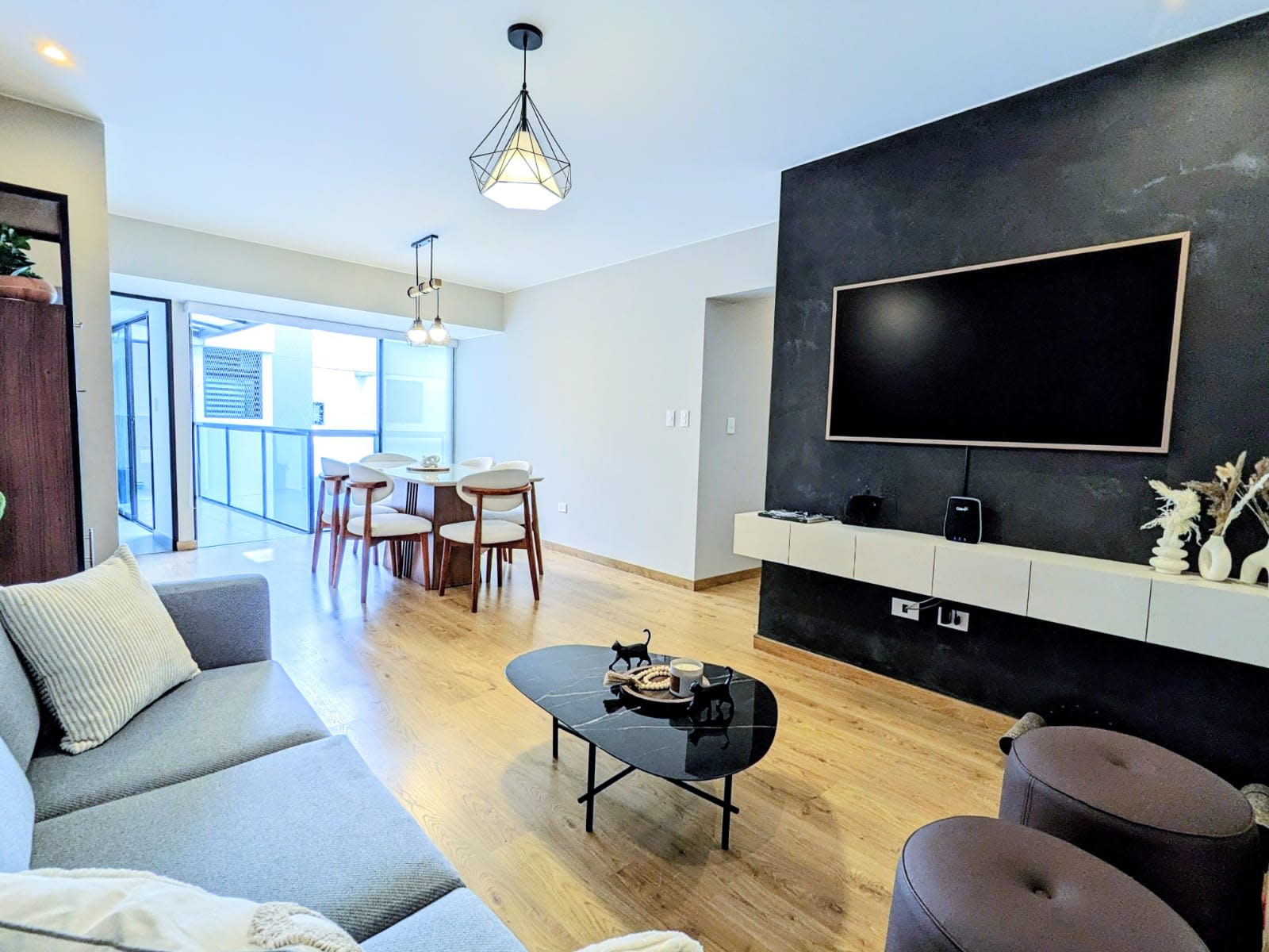 EXCELENTE DEPARTAMENTO EN AV. LA PAZ - MIRAFLORES