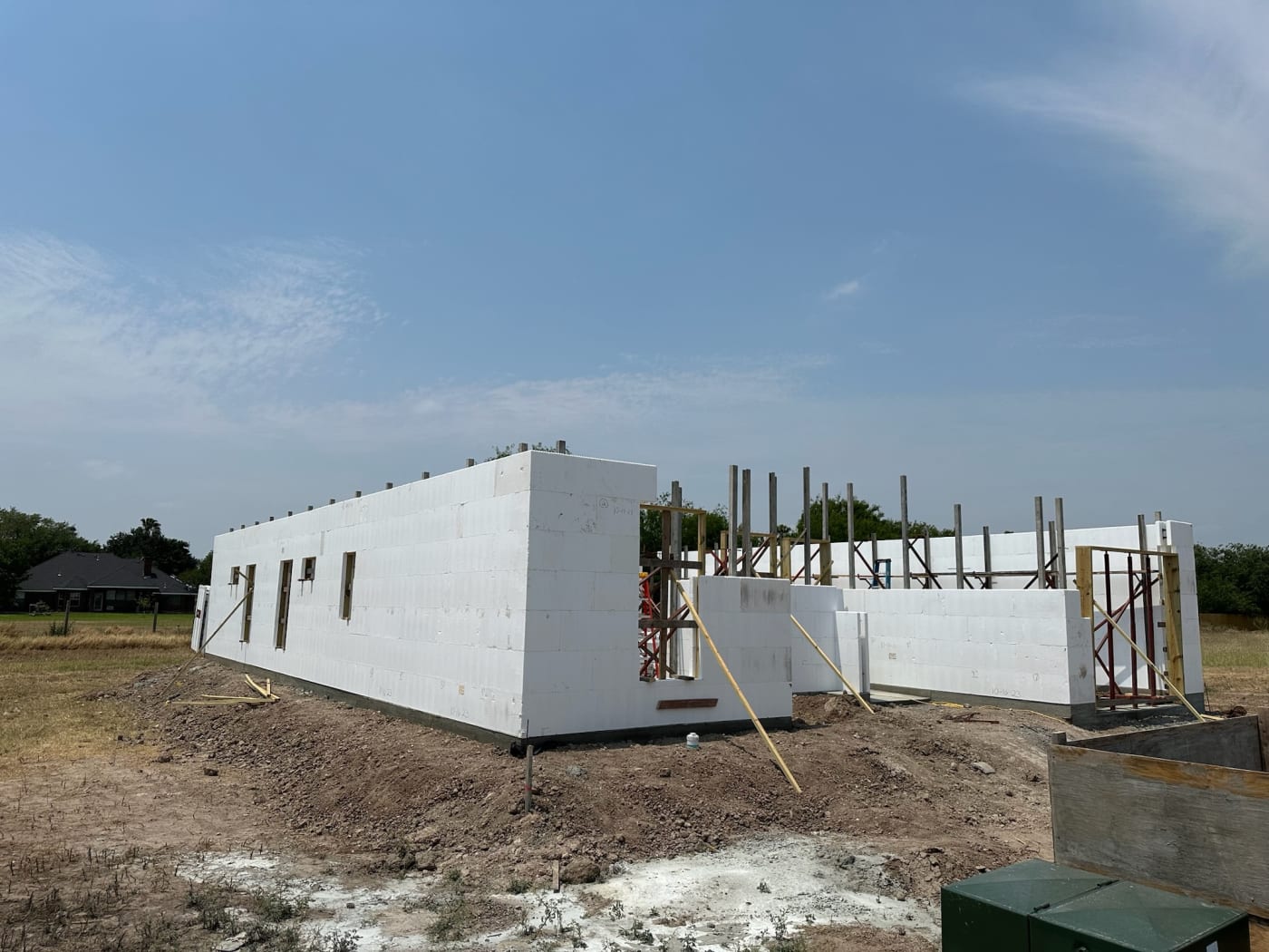 Modern ICF Spec Home - Photo 4