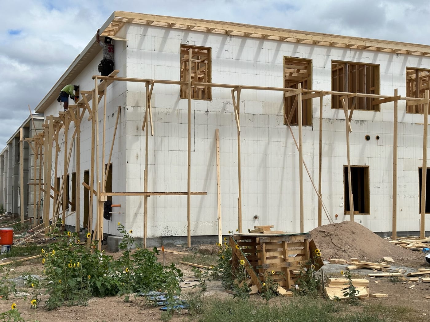 McAllen ICF Eightplex Complex - Photo 1