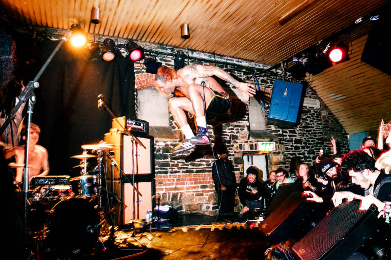 Ho99o9 at Fiddlers, Bristol, December 2017. Photograph Copyright © Simon Holliday