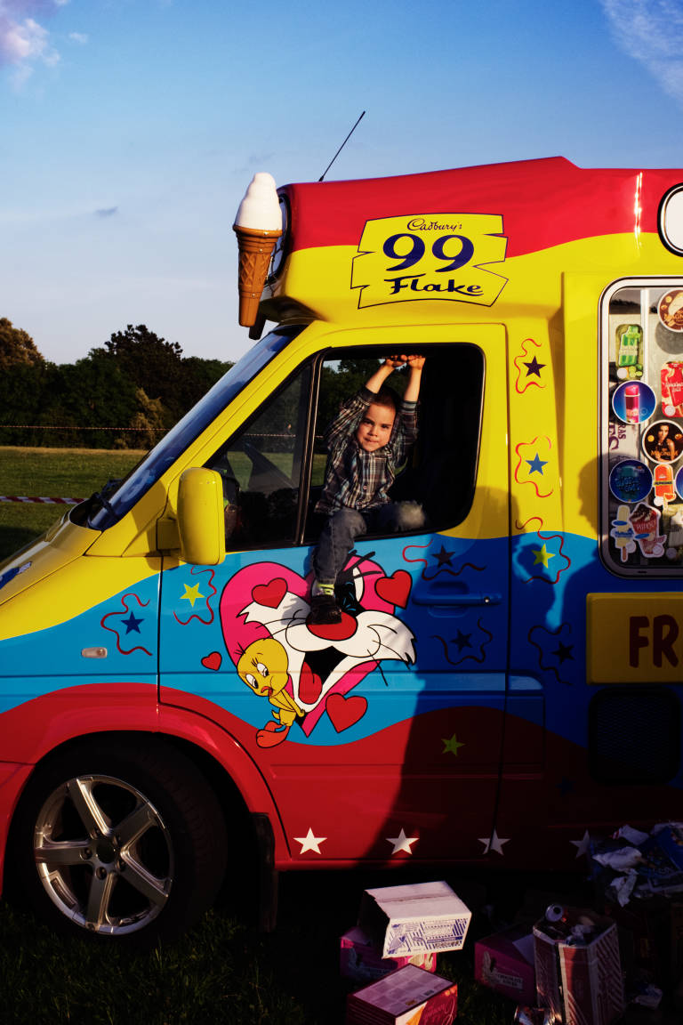 Diamond Jubilee celebrations, The Downs, Bristol, June 2012. Photograph Copyright © Simon Holliday