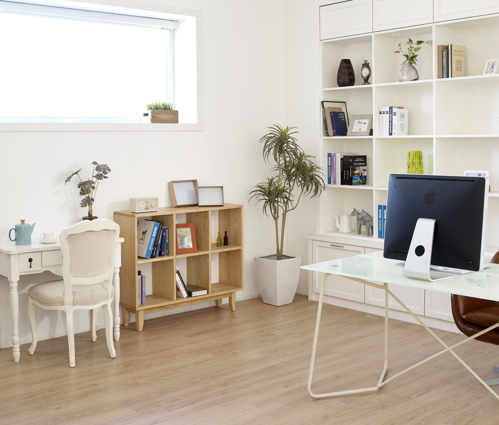 Customize Furnitures