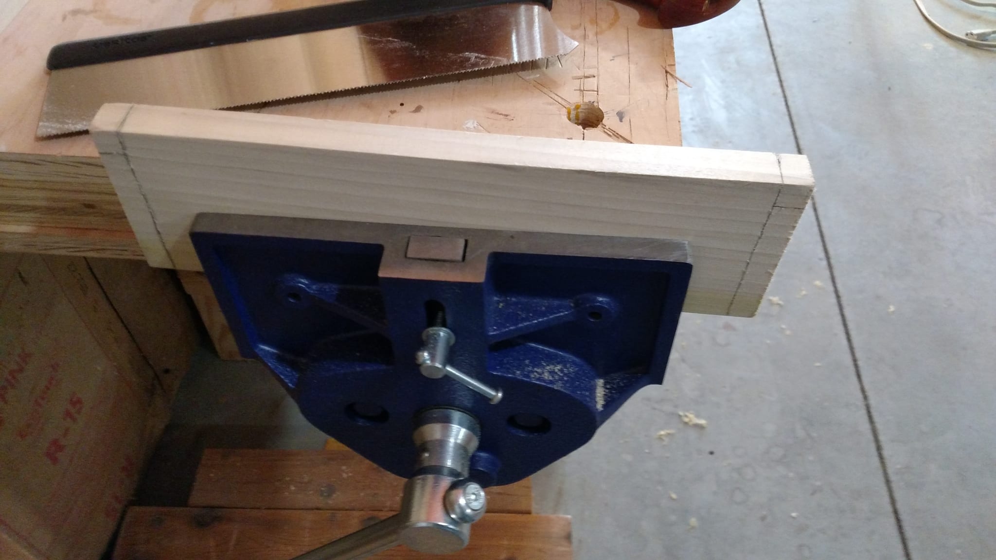 Time to saw the tenon