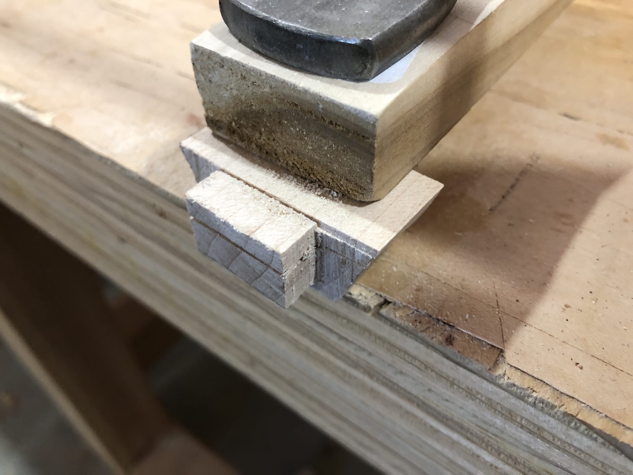 Small tenon connector