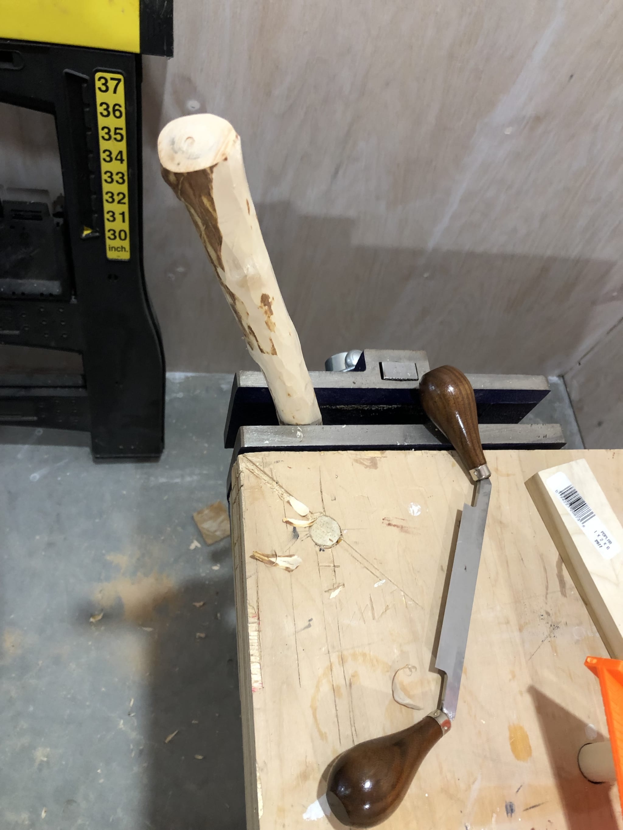 Trimming the handle