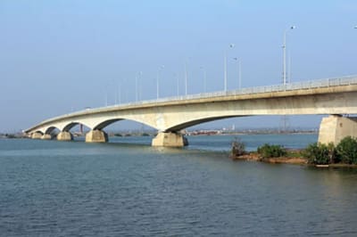 Sông Gianh, ngày này, 50 năm trước… và dự án tượng đài mong đợi