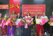 Hoạt động tôn vinh nghệ nhân dân gian góp phần khích lệ, động viên các nghệ nhân trong bảo tồn, phát huy các giá trị di sản văn hóa phi vật thể.